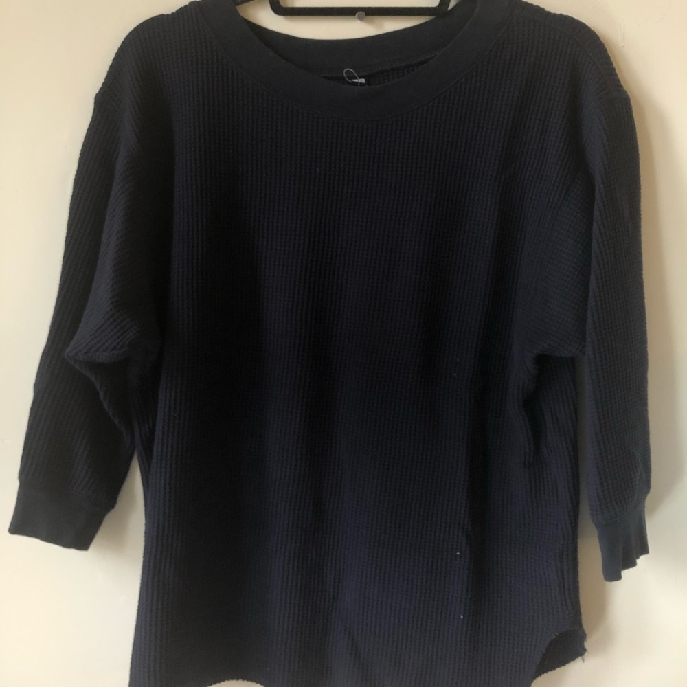Navy Uniqlo waffle shirt